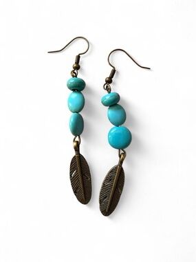 🪶 NWT Handmade Turquoise & Bronze Feather Drop Earrings